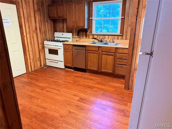 6800 Wille DR, Maryville, IL 62062