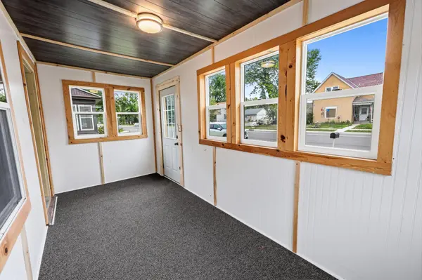 413 4th ST NE, Little Falls, MN 56345