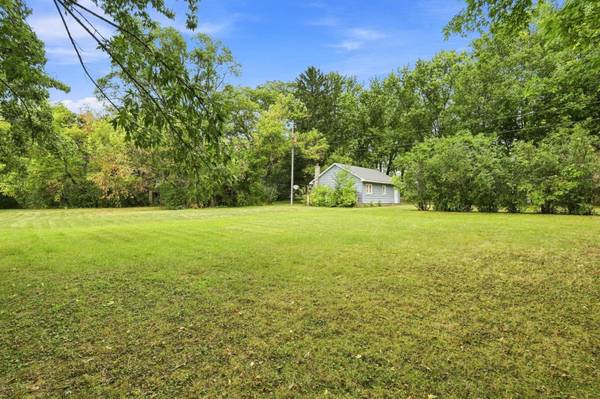401 S Division ST, Roberts, WI 54023