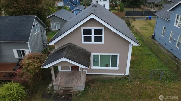 2005 Rockefeller, Everett, WA 98201