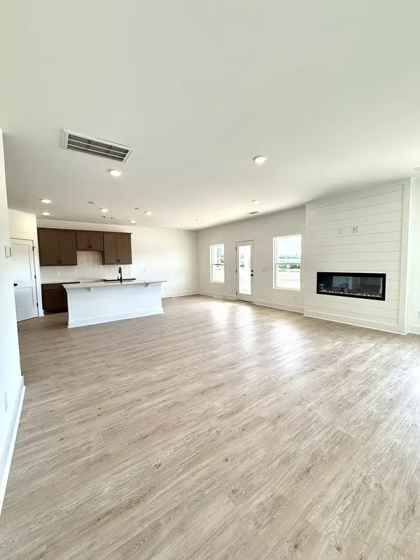 921 Watercourse Court, Nashville, TN 37214