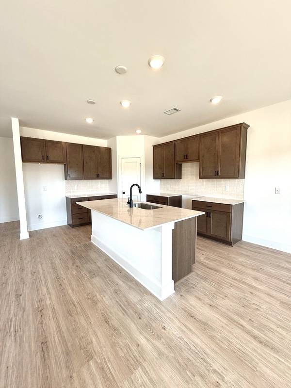 921 Watercourse Court, Nashville, TN 37214