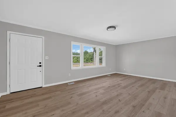 1790 Old Estill Springs Rd, Winchester, TN 37398