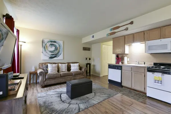 520 Abby LN #Apt 2, Branson, MO 65616