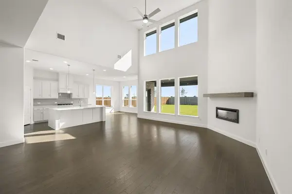 764 Texas Thistle Road, Waxahachie, TX 75165