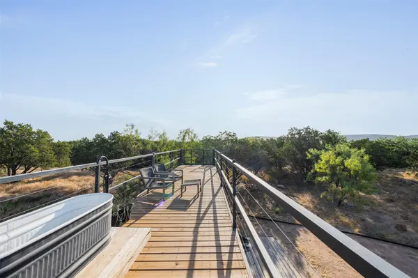 855 County Road 119, Burnet, TX 78611