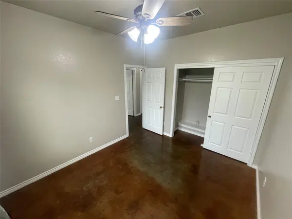 1640 County Road 228 #B, Florence, TX 76527