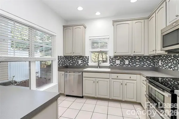 10978 Princeton Village DR, Charlotte, NC 28277