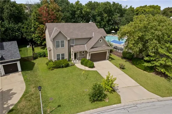 15688 S Widmer ST, Olathe, KS 66062