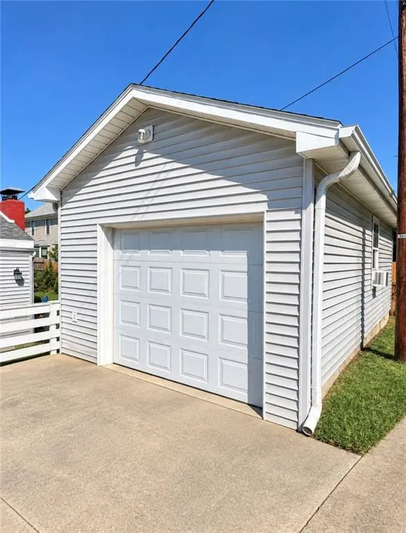 215 W Jenkins ST, Maryville, MO 64468