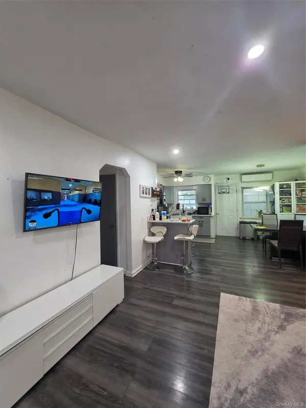 2570 Pearsall AVE, Bronx, NY 10469