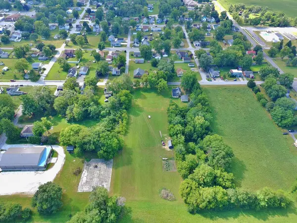 302 W Beaver, Morocco, IN 47963