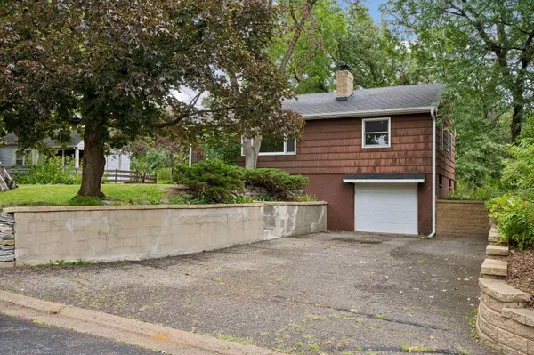 241 Van Buren AVE N, Hopkins, MN 55343