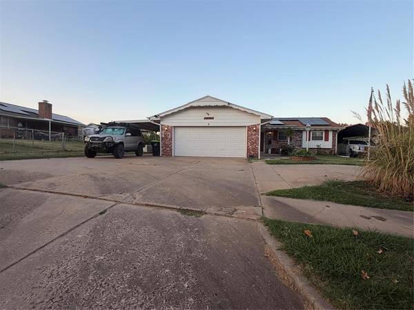 4 Cherokee ST, Shawnee, OK 74801