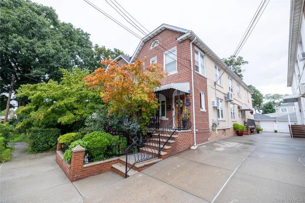 3931 201st ST, Bayside, NY 11361