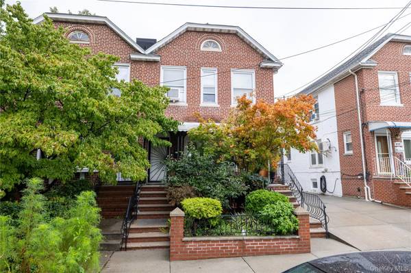 3931 201st ST, Bayside, NY 11361