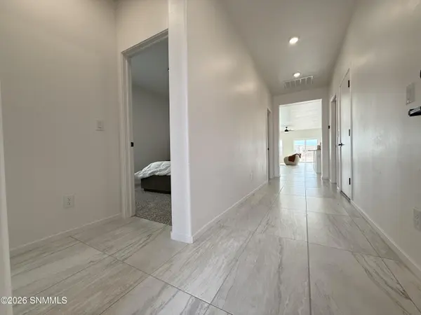 1049 Arabetto RD, Las Cruces, NM 88012