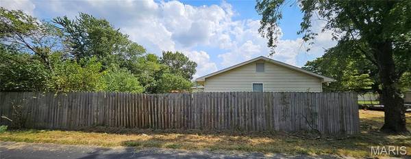 188 Swank ST, Charleston, MO 63834
