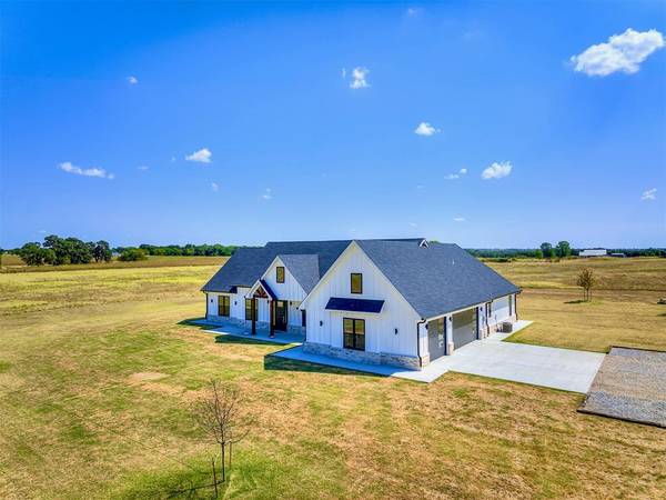 1598 Meridian RD, Ardmore, OK 73401