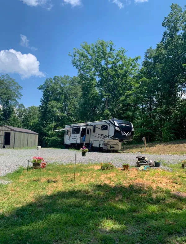 226 Skip Jack Ln,  Cadiz,  KY 42211