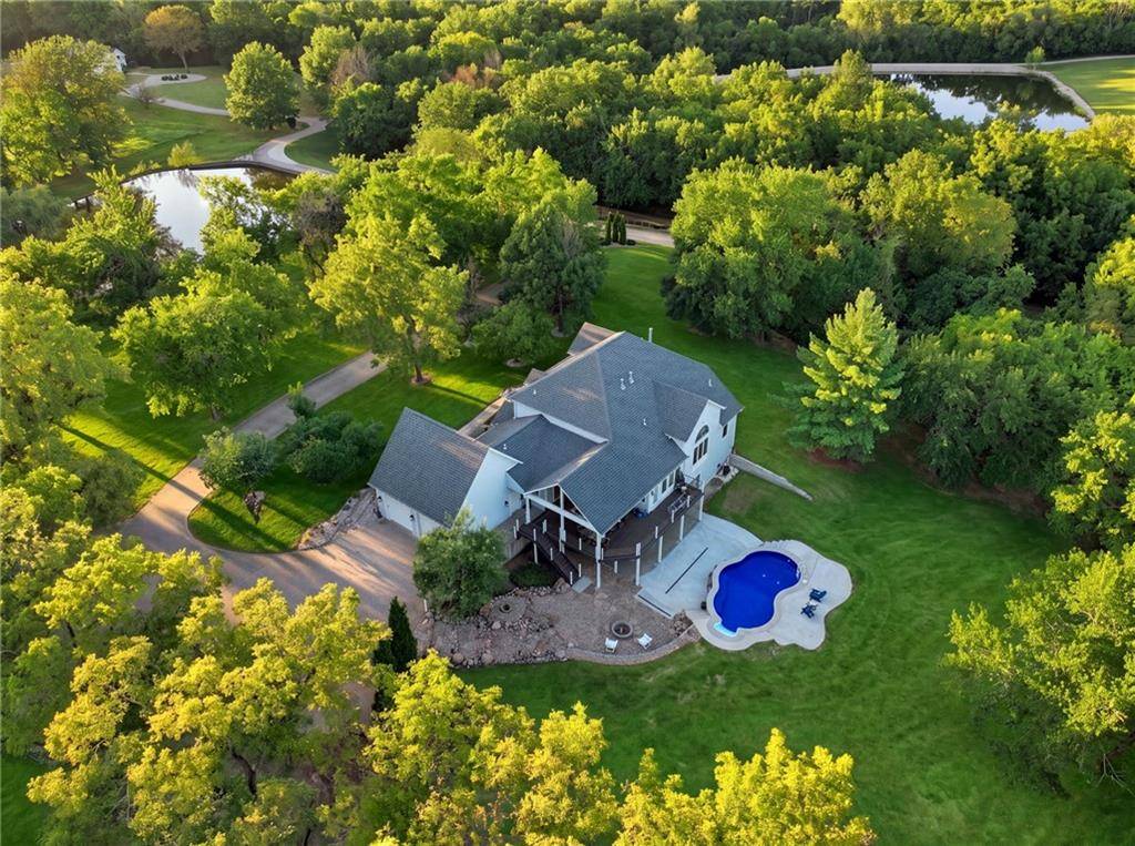 29601 SE Moreland School RD, Blue Springs, MO 64014