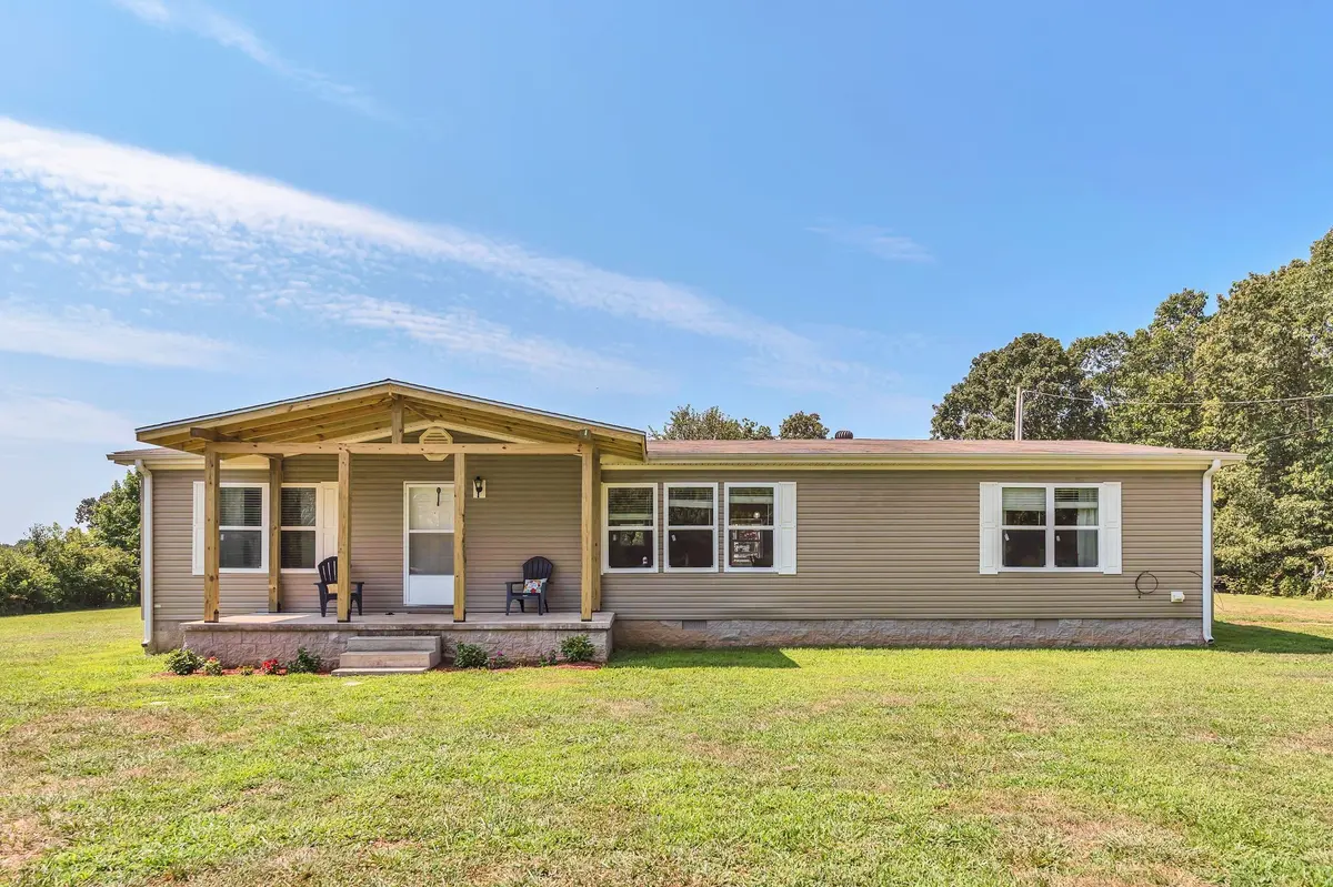 7 Grimes Loop, Summertown, TN 38483