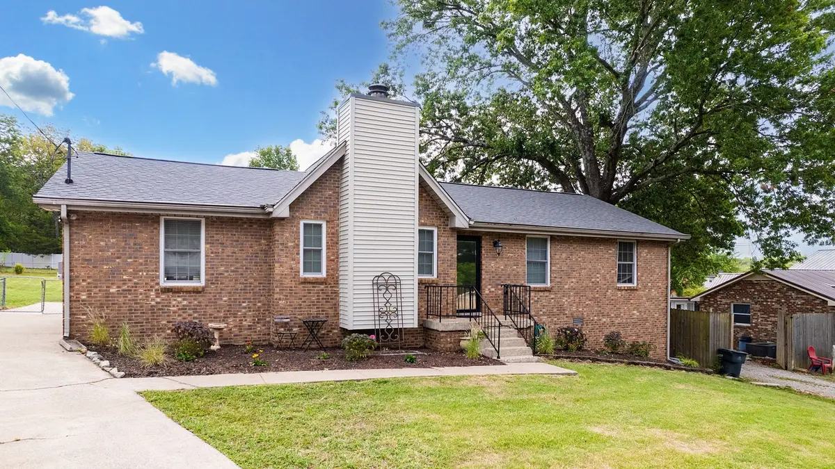 2977 Brantley Dr, Antioch, TN 37013
