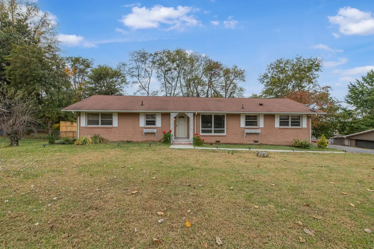 810 Kirkwood Ave, Murfreesboro, TN 37130