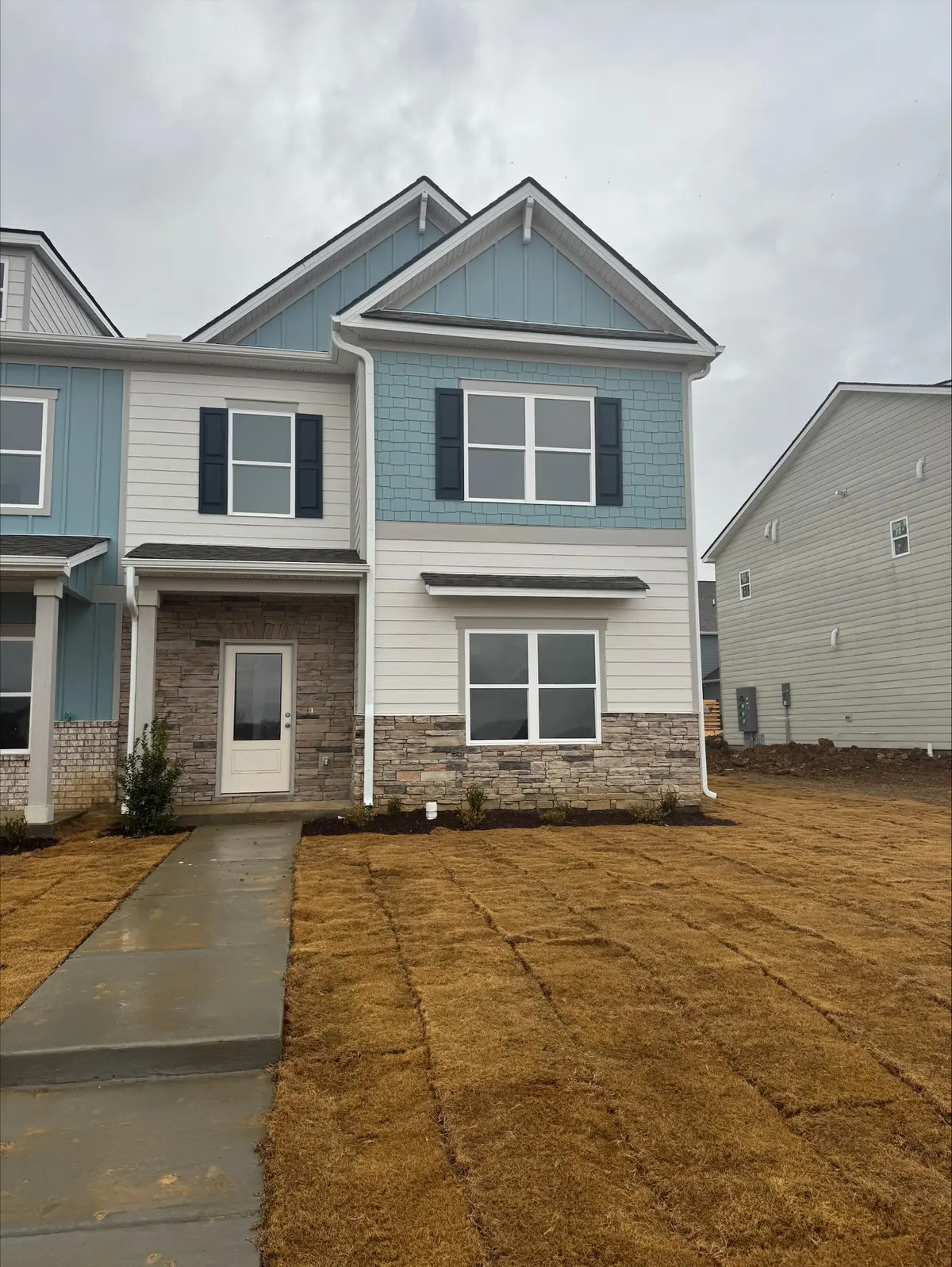312 Canonbury Dr, Lebanon, TN 37087