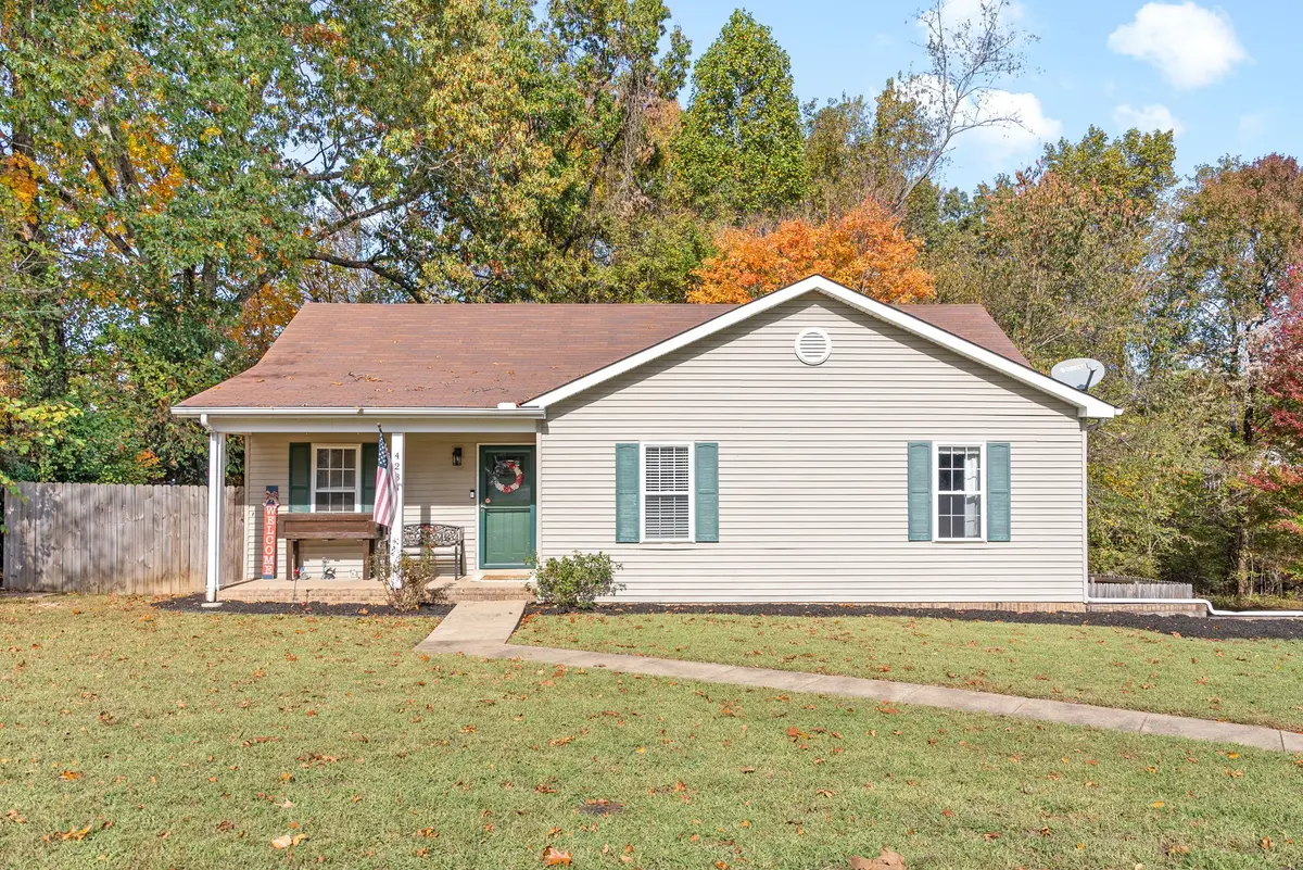423 McMurry Rd, Clarksville, TN 37042