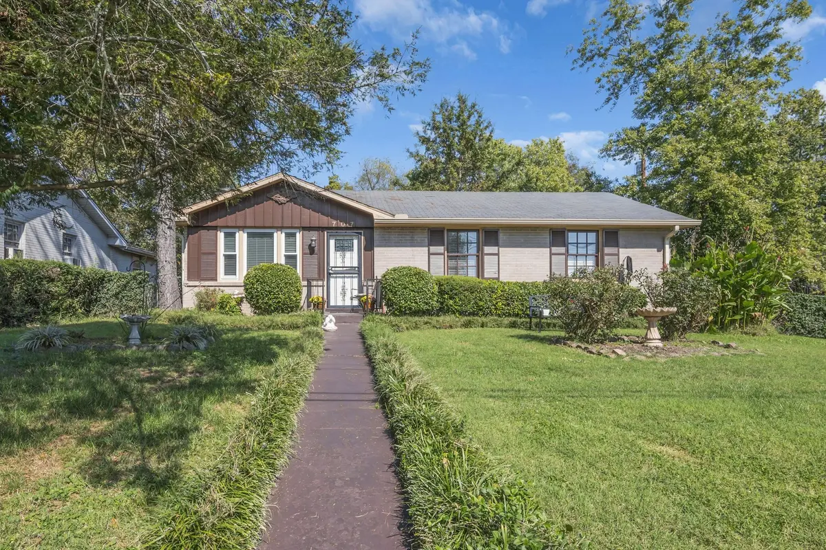 707 Crockett St, Nashville, TN 37207