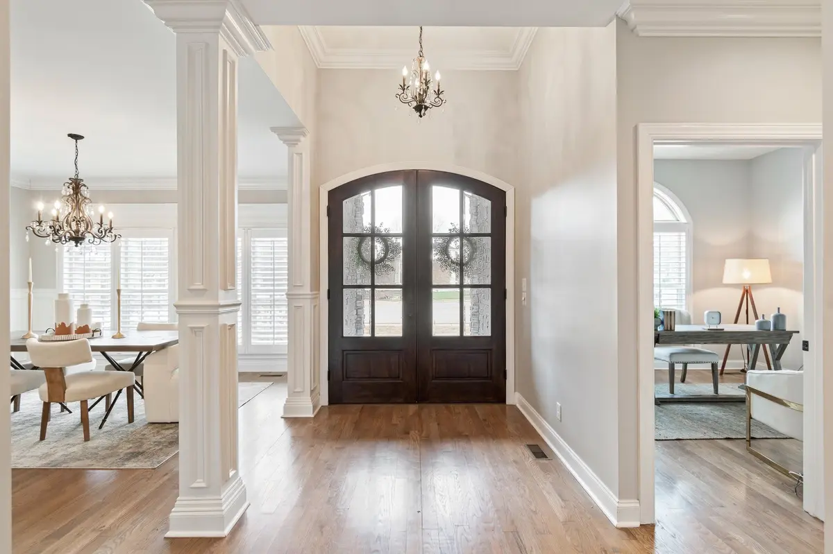 819 Stonebrook Dr, Lebanon, TN 37087