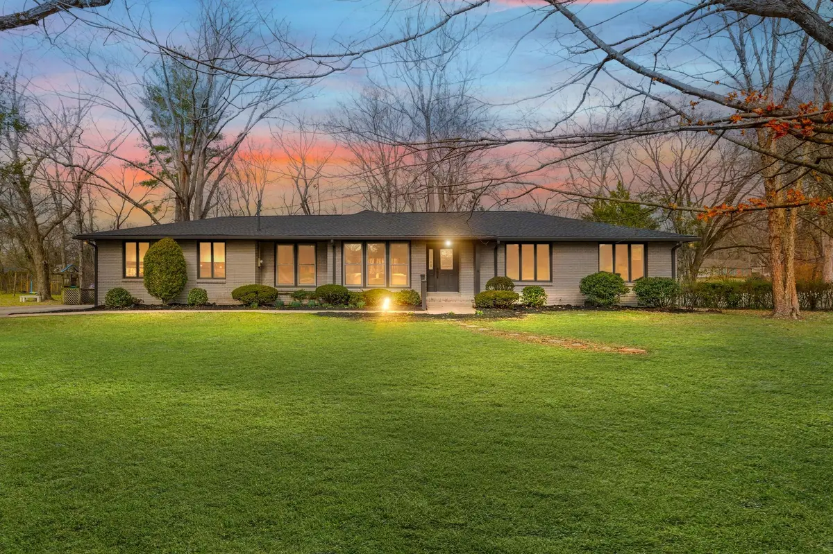 202 Revere Ln, Franklin, TN 37064