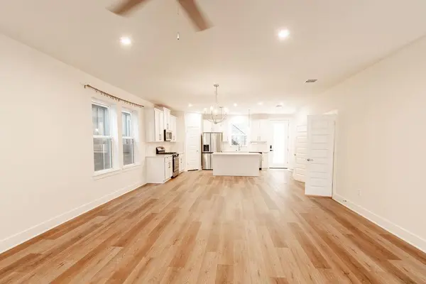 6414 Cowman WAY, Austin, TX 78747