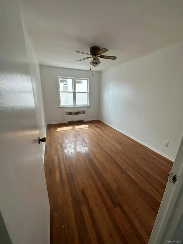 33-08 Francia Lewis BLVD, Flushing, NY 11358