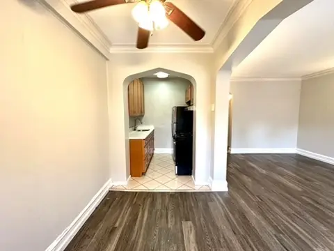 1033 W Loyola AVE #208, Chicago, IL 60626