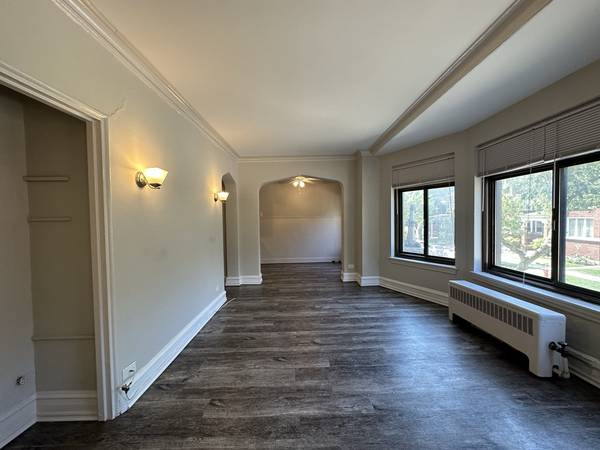 1033 W Loyola AVE #602, Chicago, IL 60626