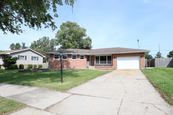 7815 Carolina PL, Merrillville, IN 46410