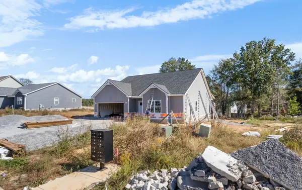 1334 Isaiah Dr, Clarksville, TN 37042