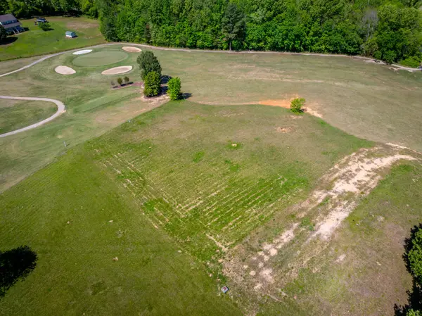 0 Golf Course Ln, Decaturville, TN 38329
