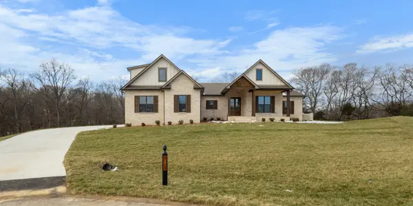 285 Martha Morgan Way, Cunningham, TN 37052