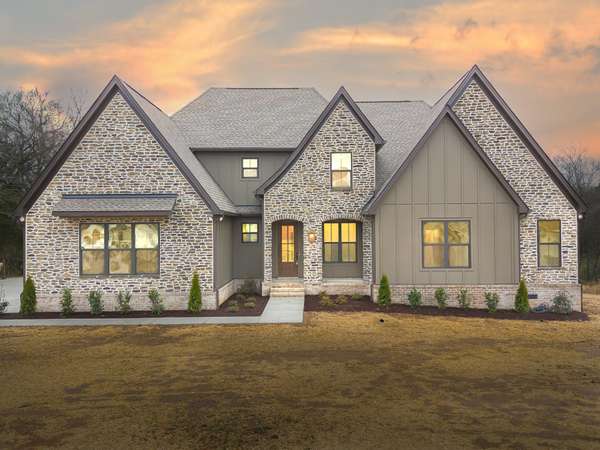 1059 Peyton Place, Columbia, TN 38401