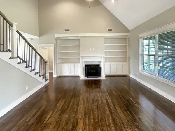 906 Stovers Gln, Murfreesboro, TN 37128