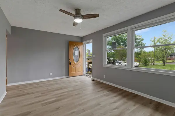 106 River Rd, Hendersonville, TN 37075