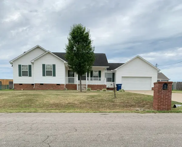 421 Brookside Dr, Mount Pleasant, TN 38474