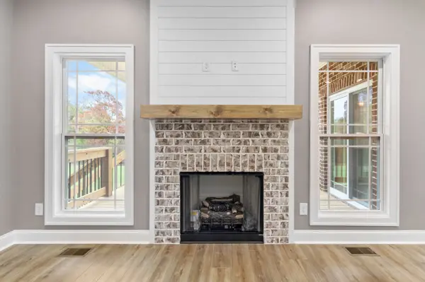 282 Martha Morgan Way, Cunningham, TN 37052