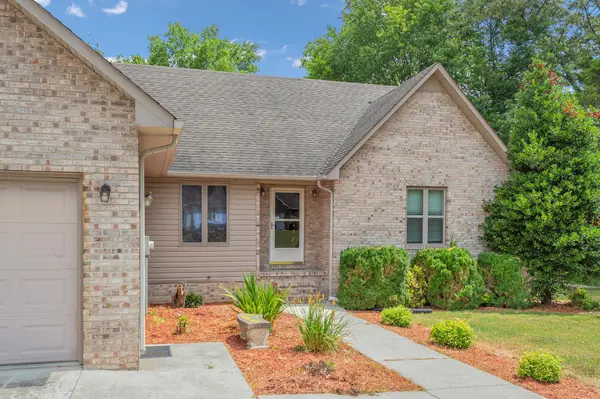 101 Rebecca Ln #E, Estill Springs, TN 37330