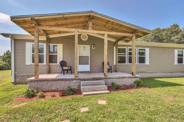 7 Grimes Loop, Summertown, TN 38483