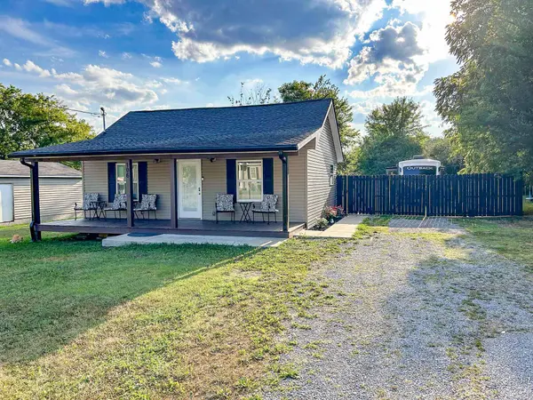 106 Maple St, Shelbyville, TN 37160