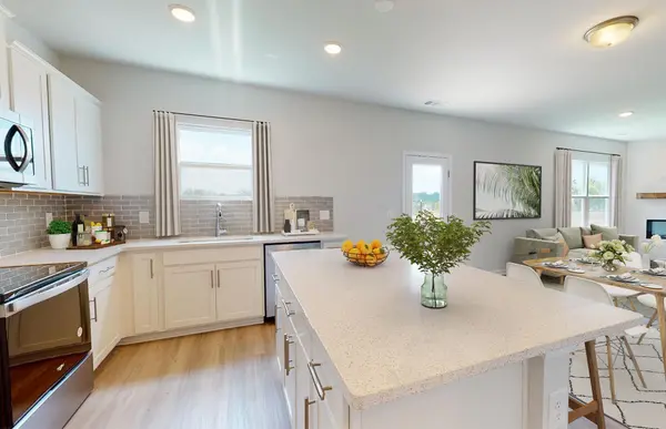 110 Glacier Way, La Vergne, TN 37086